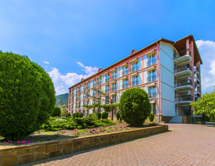 Внешний вид и территория - Пансионат «Крымская весна»