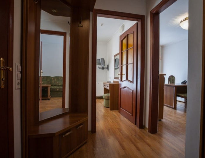 Повышенной комфортности 1 категории 2-местный 2-комнатный корп.2 - Пансионат «Крымская весна»