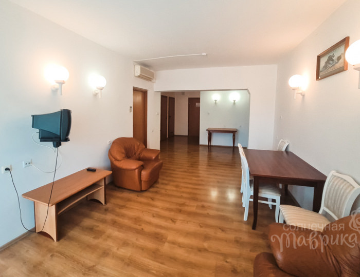 Люкс высшей категории 2-местный 2-комнатный корп.5 - Пансионат «Крымская весна»